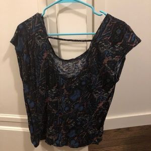 Aerie short sleeve top with cut out on back.